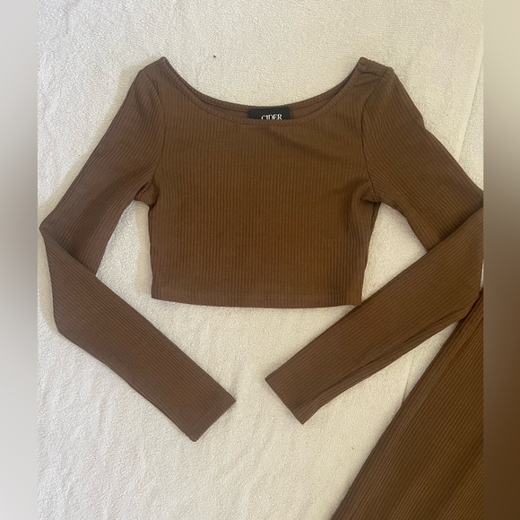 NWOT Set Cider Solid Knitted Ribbed Crop Top Long-Sleeve and Wide Leg Pants - Picture 9 of 16